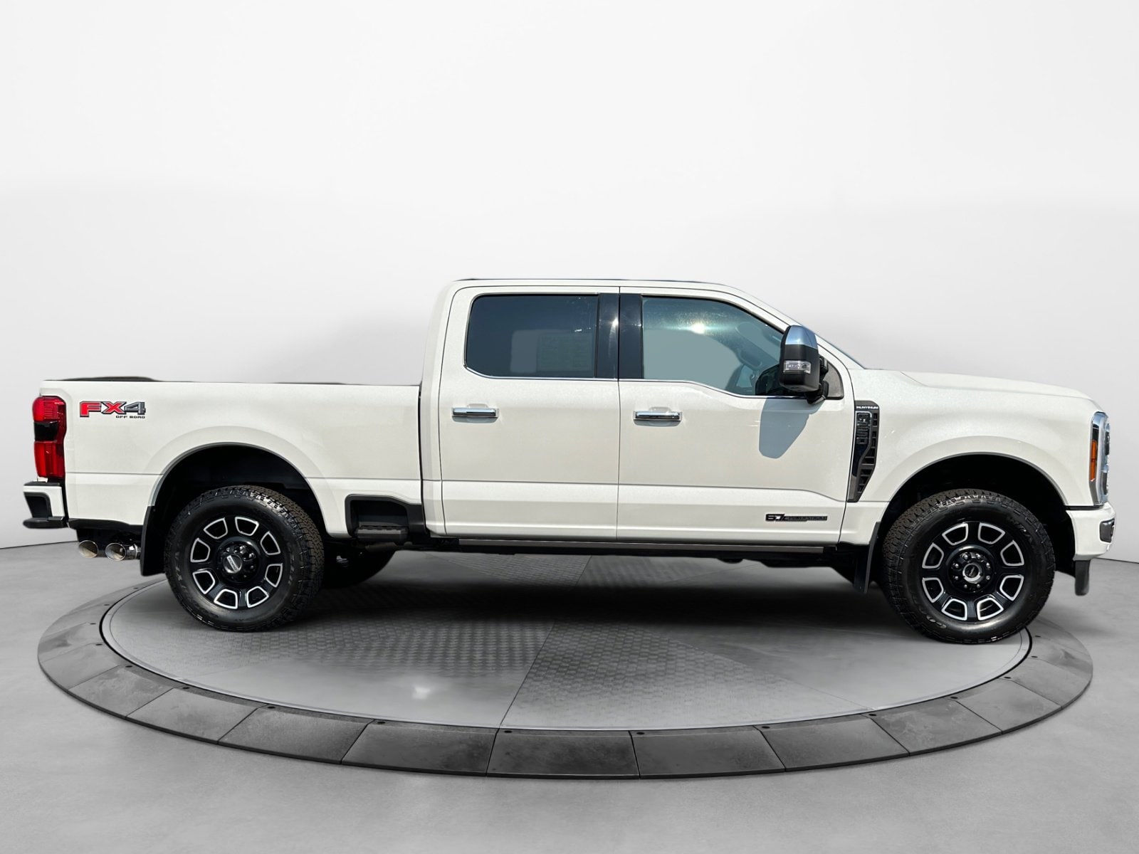 Used 2023 Ford F-250 Super Duty Platinum with VIN 1FT7W2BTXPED76847 for sale in Bloomer, WI