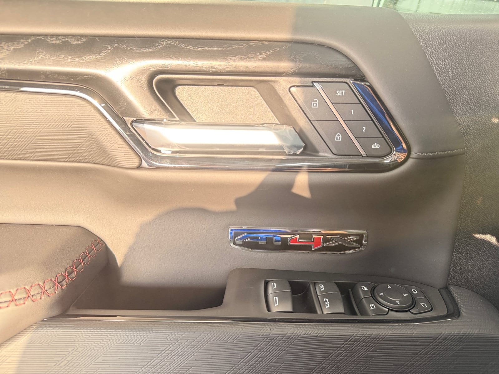 2026 GMC Sierra 1500 AT4X - Photo 27