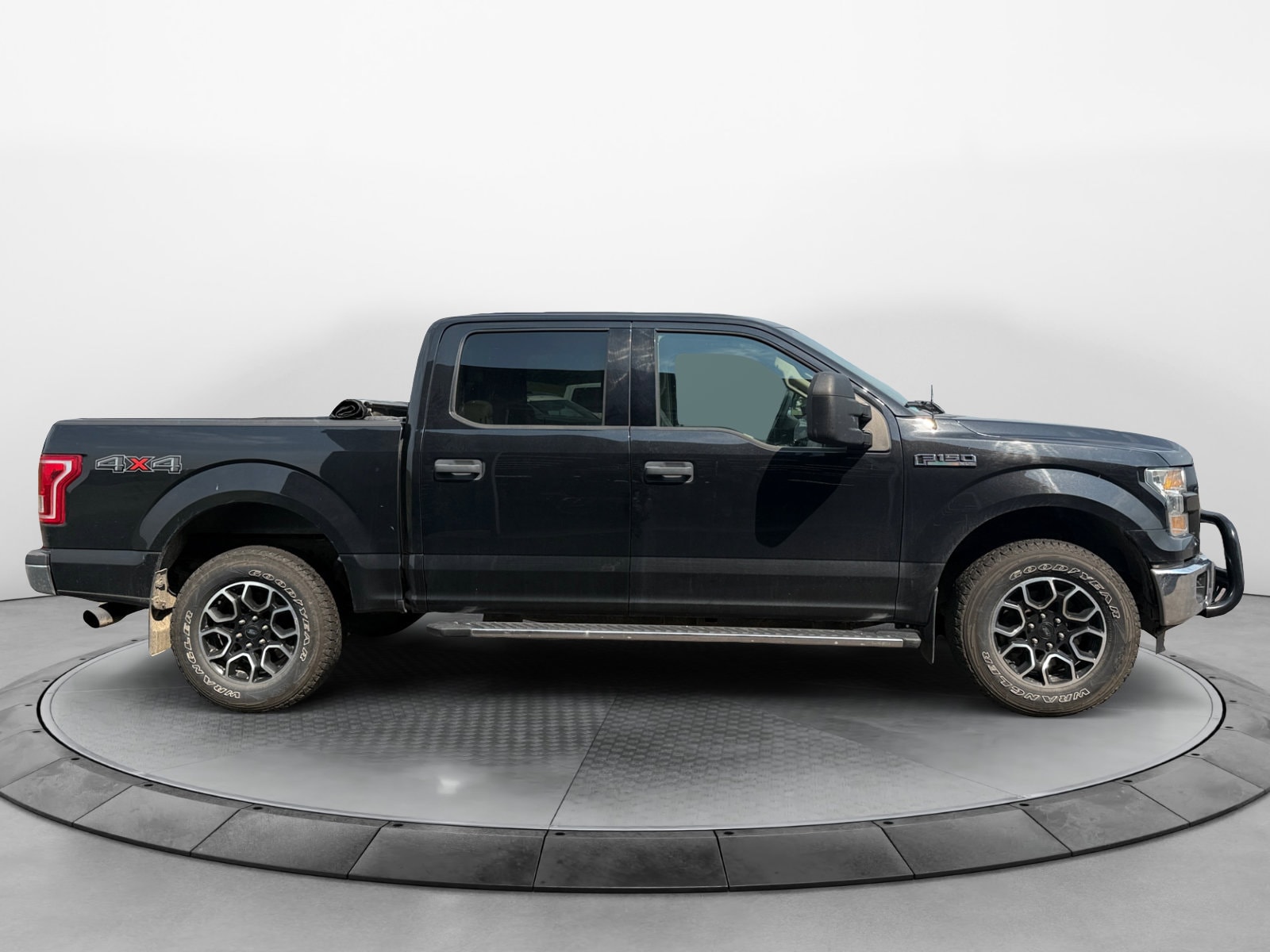Used 2015 Ford F-150 XLT with VIN 1FTEW1EF8FFA59875 for sale in Bloomer, WI