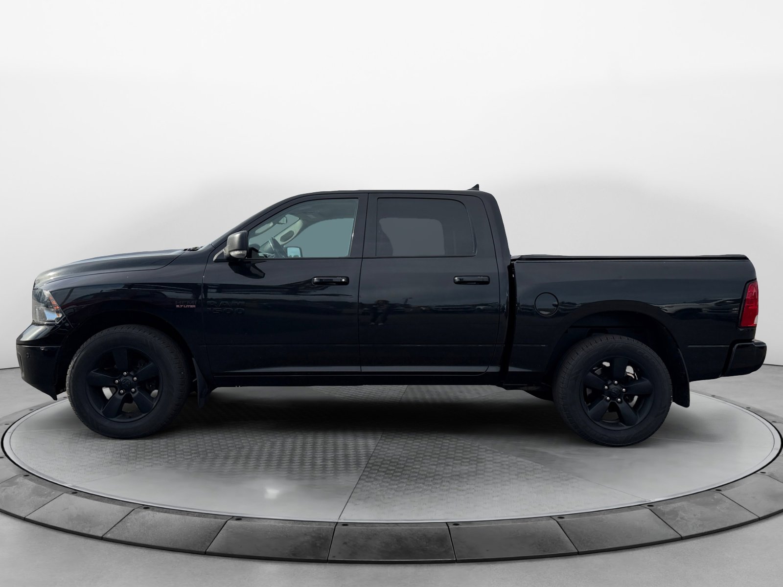 2018 Ram 1500 Big Horn photo 2