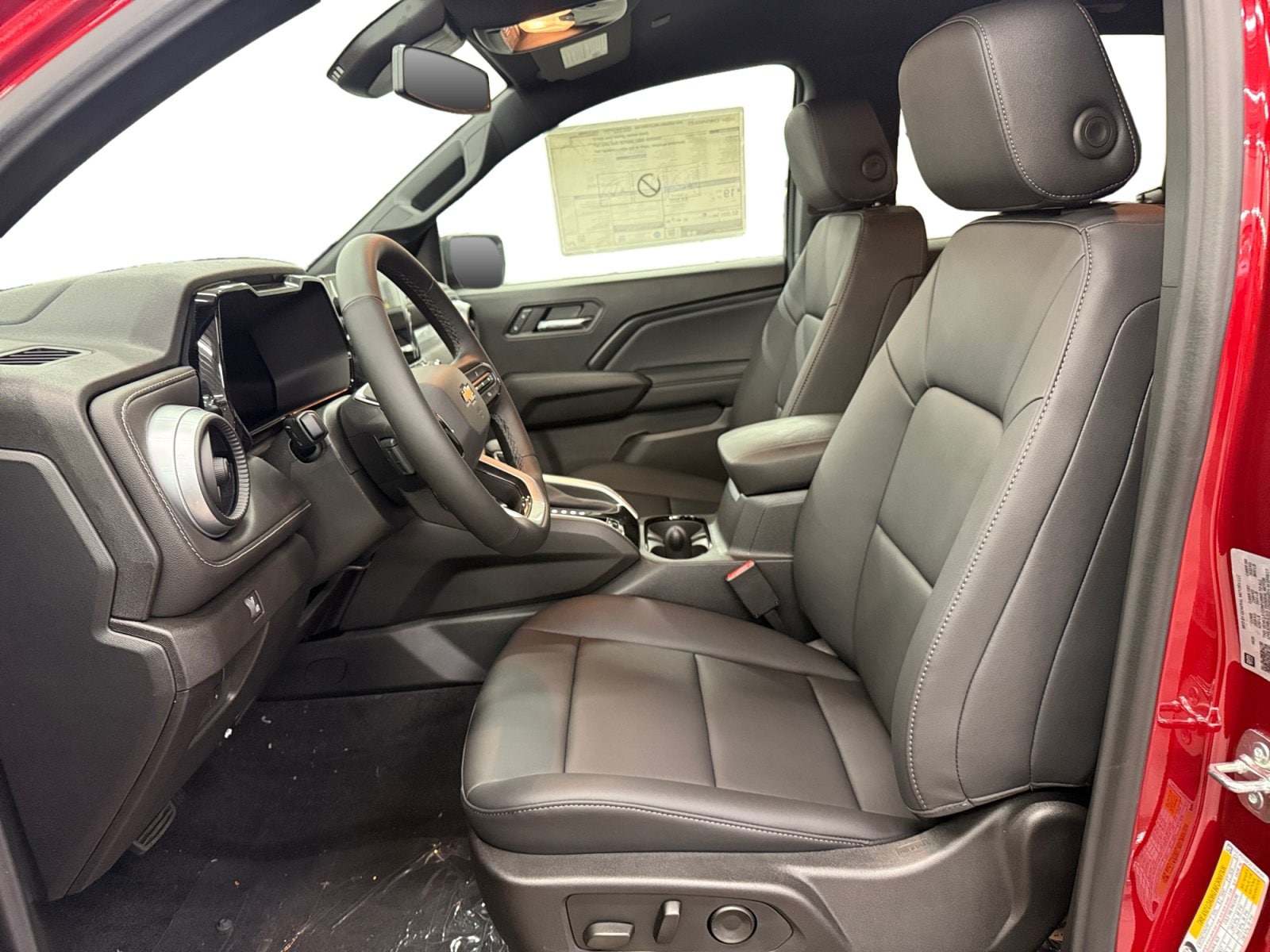 2026 Chevrolet Colorado LT - Photo 9