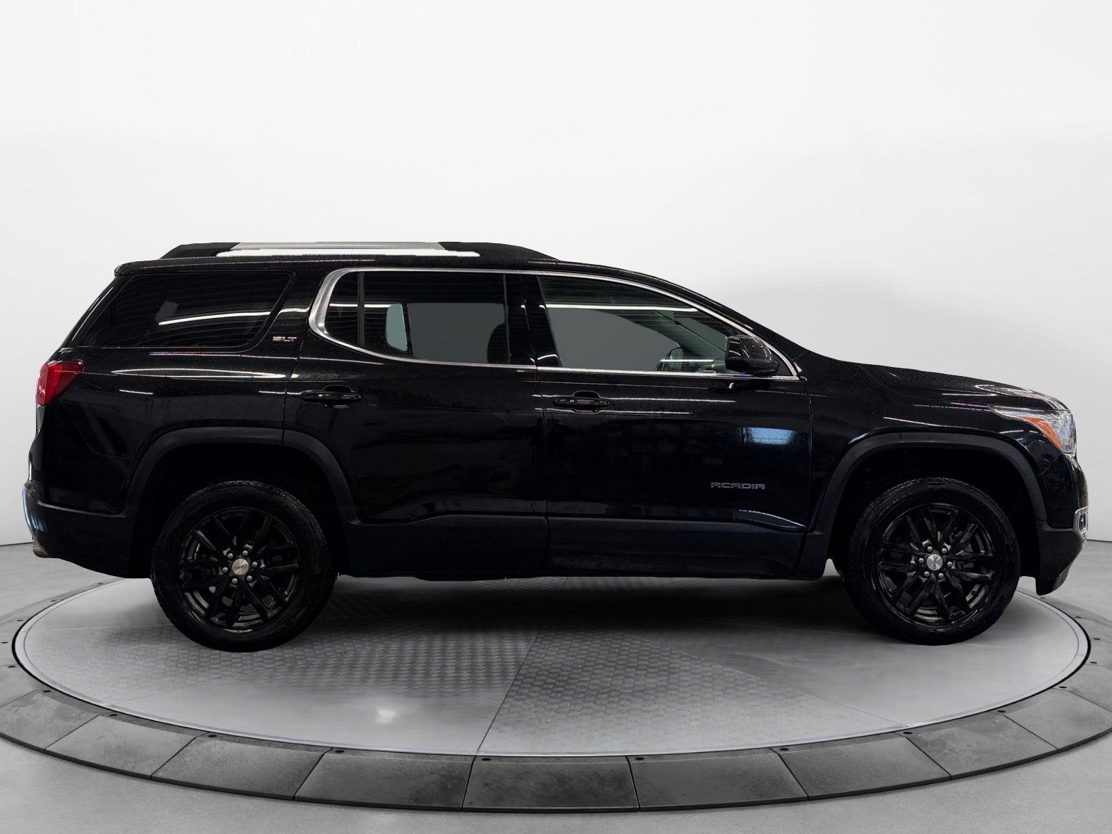 Used 2018 GMC Acadia SLT-1 with VIN 1GKKNULS5JZ169236 for sale in Bloomer, WI