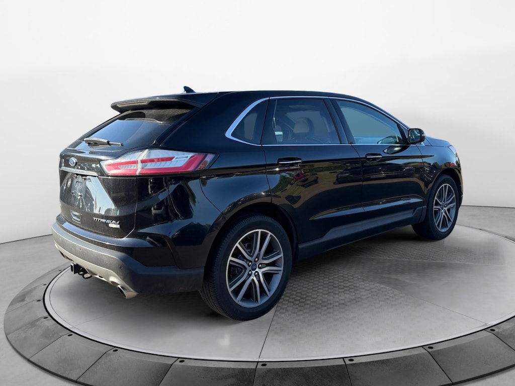 Used 2019 Ford Edge Titanium SUV