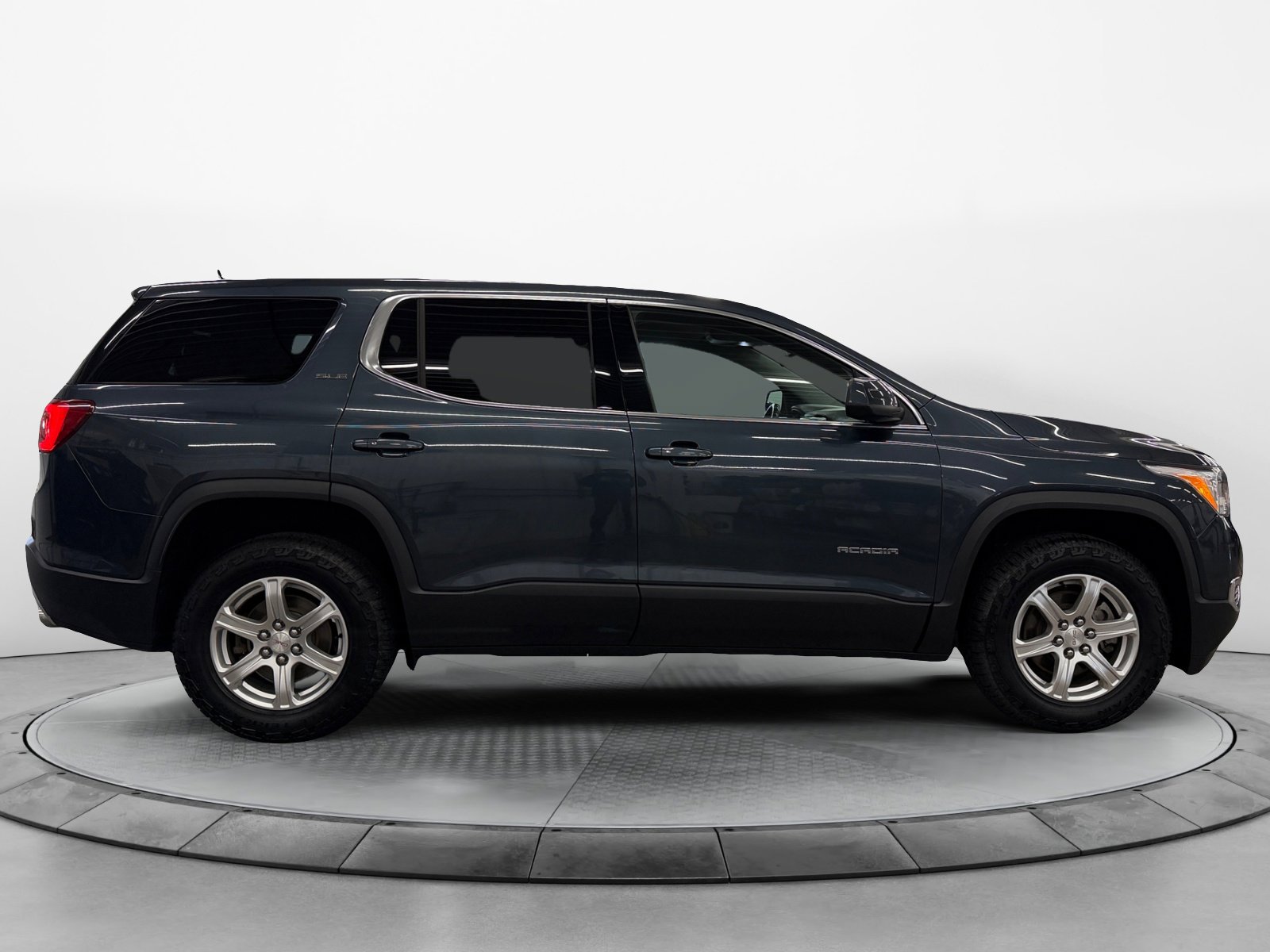 Gray (Dark Sky Metallic) 2019 GMC Acadia SLE-1 AWD SUV / Crossover Four-Wheel Drive Automatic