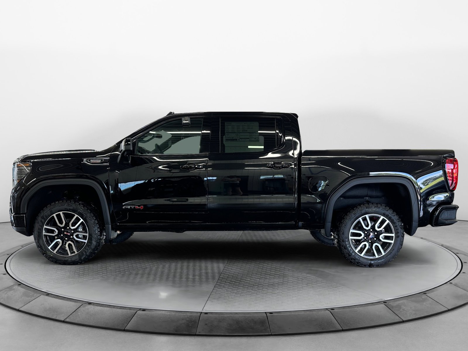 2026 Gmc Sierra 1500 AT4 photo 2
