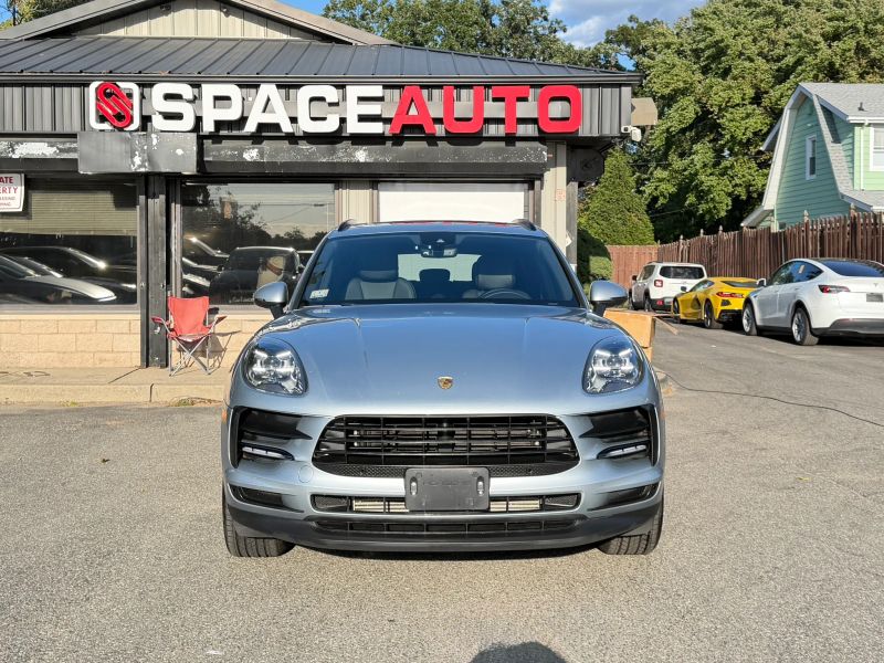 Used 2020 Porsche Macan Sport Utility 4D SUV