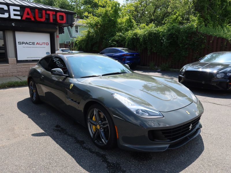 2018 Ferrari GTC4Lusso photo 3