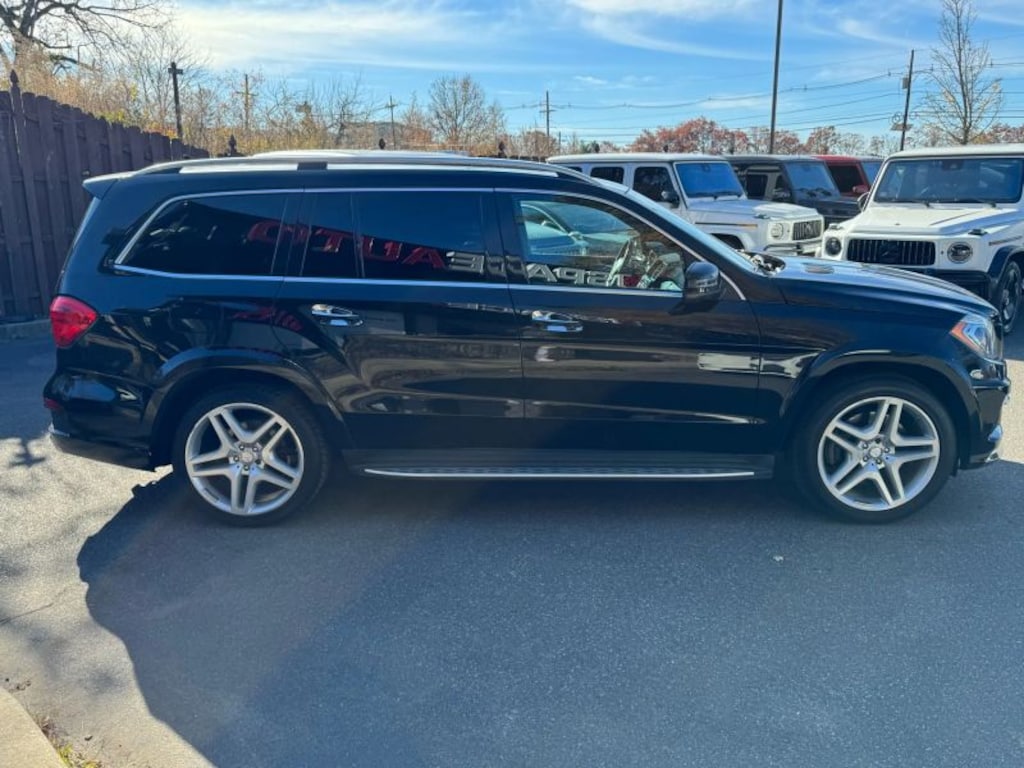 Used 2015 Mercedes-Benz GL-Class GL 550 4matic Sport Utility 4D SUV