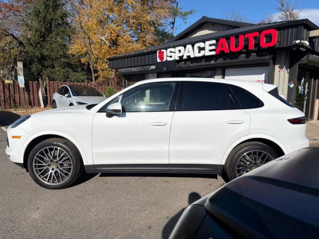 Used 2022 Porsche Cayenne Platinum Edition Sport Utility 4D SUV