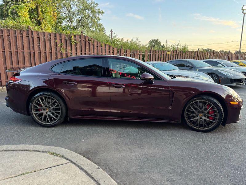 2018 Porsche Panamera Turbo photo 4