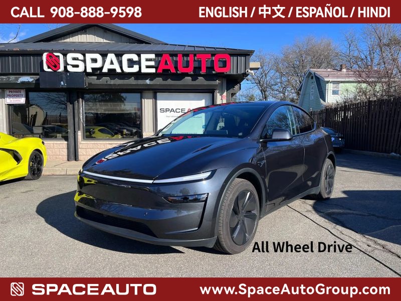 2026 Tesla New Model Y Long Range's photo