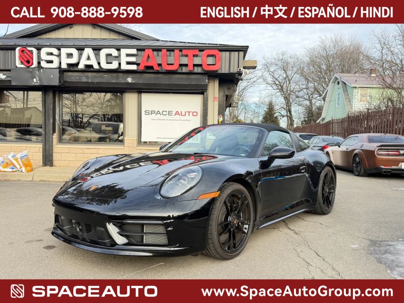 2022 Porsche 911 GTS