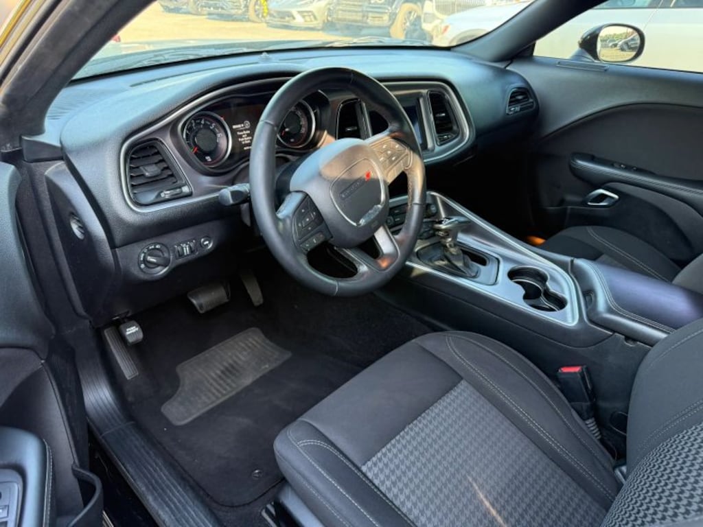 Used 2019 Dodge Challenger SXT Coupe 2D Coupe