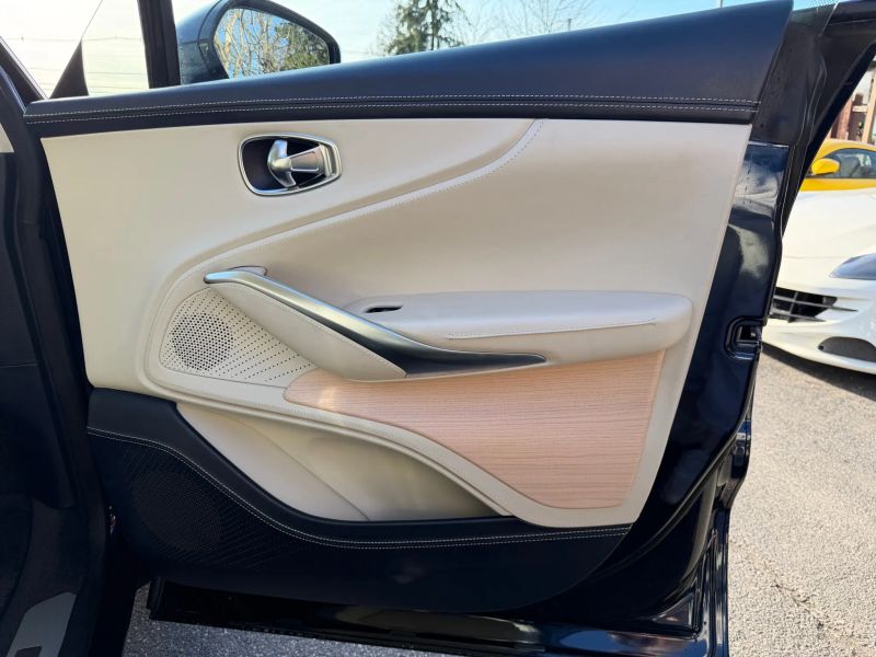 2021 Aston Martin DBX Base - Photo 29