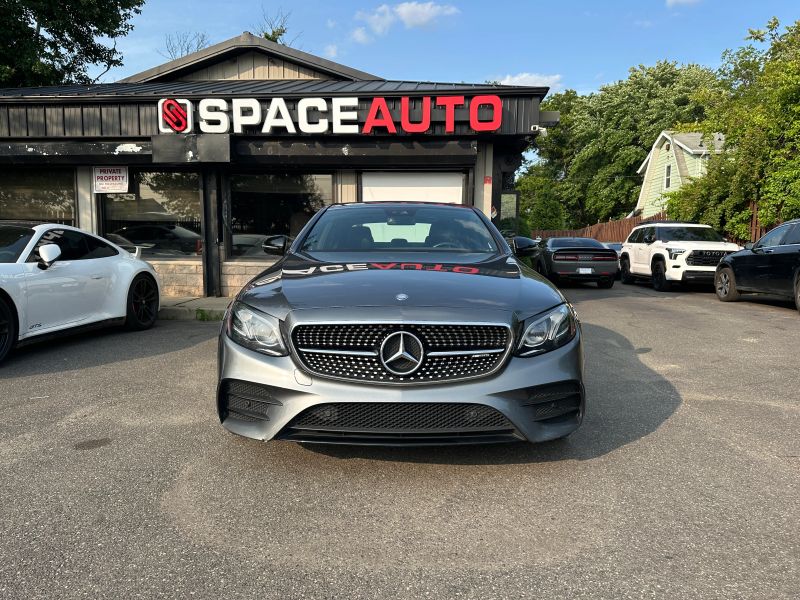 2017 Mercedes Benz E 43 AMG Sedan photo 2