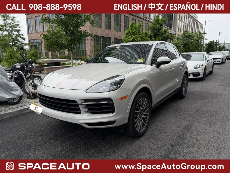 2020 Porsche Cayenne -'s photo