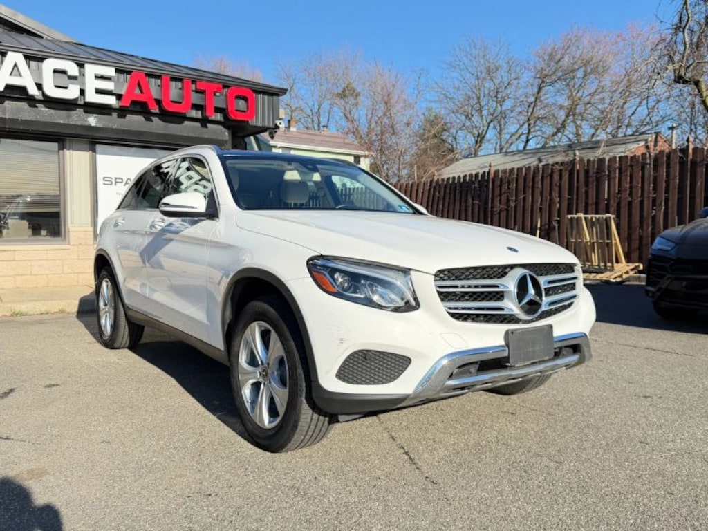 Used 2018 Mercedes-Benz GLC GLC 300 4matic Sport Utility 4D SUV