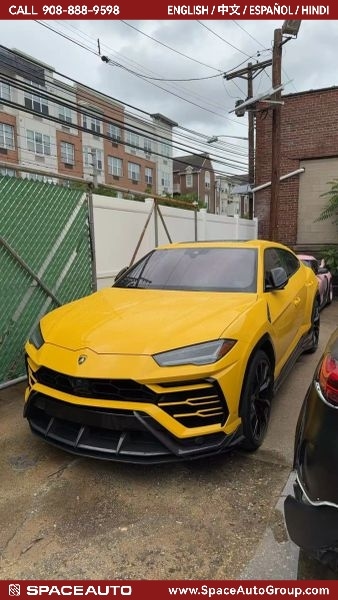 2020 Lamborghini Urus 4.0 V8's photo