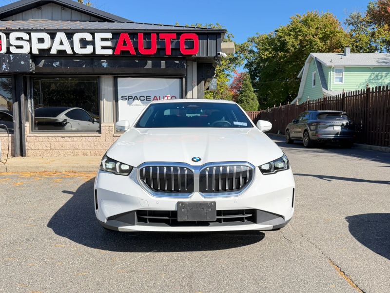 Used 2024 BMW 5 Series 530i xDrive Sedan 4D Sedan