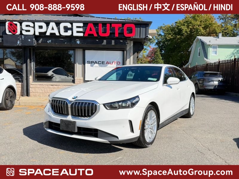 Used 2024 BMW 5 Series 530i xDrive Sedan 4D Sedan
