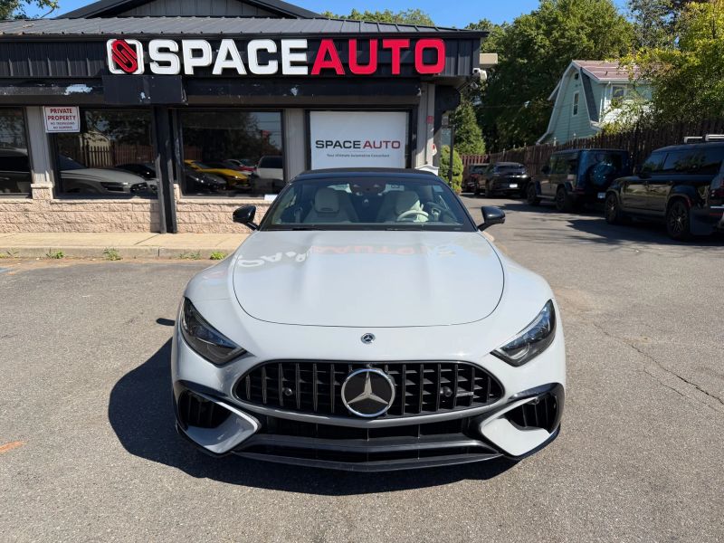 2022 Mercedes Benz SL AMG 63 photo 2