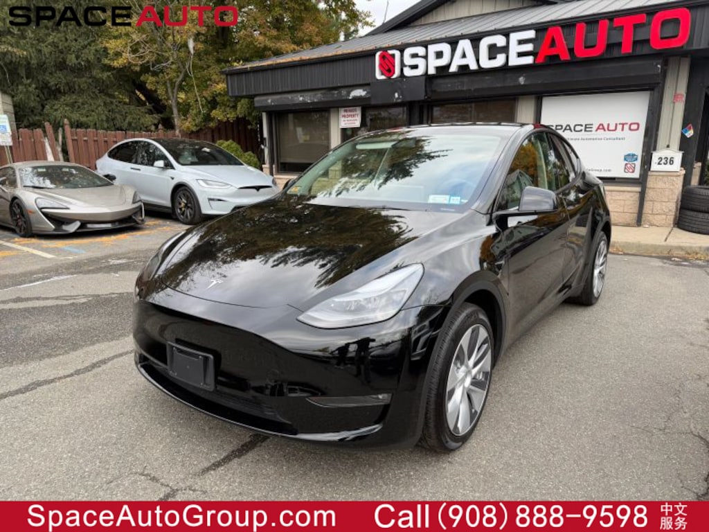 Used 2023 Tesla Model Y Long Range Sport Utility 4D SUV