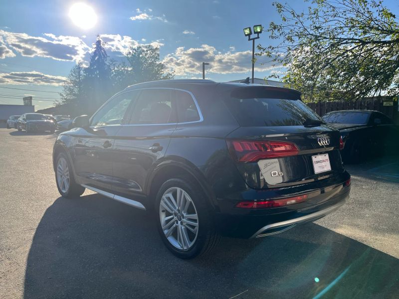 2019 Audi Q5 Premium Plus photo 3