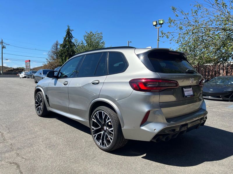 2022 Bmw X5 M photo 2