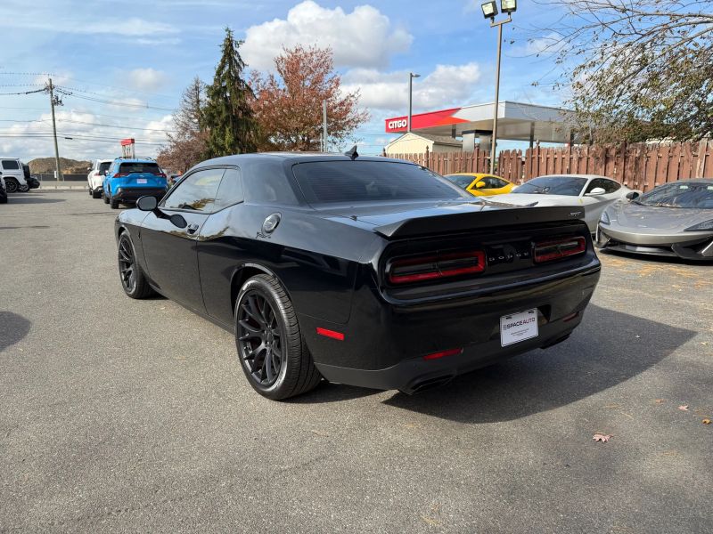 2015 Dodge Challenger SRT8 Hellcat photo 4