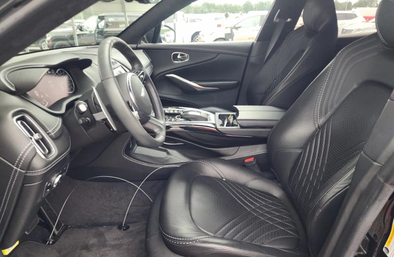 2021 Aston Martin DBX AM8 photo 3