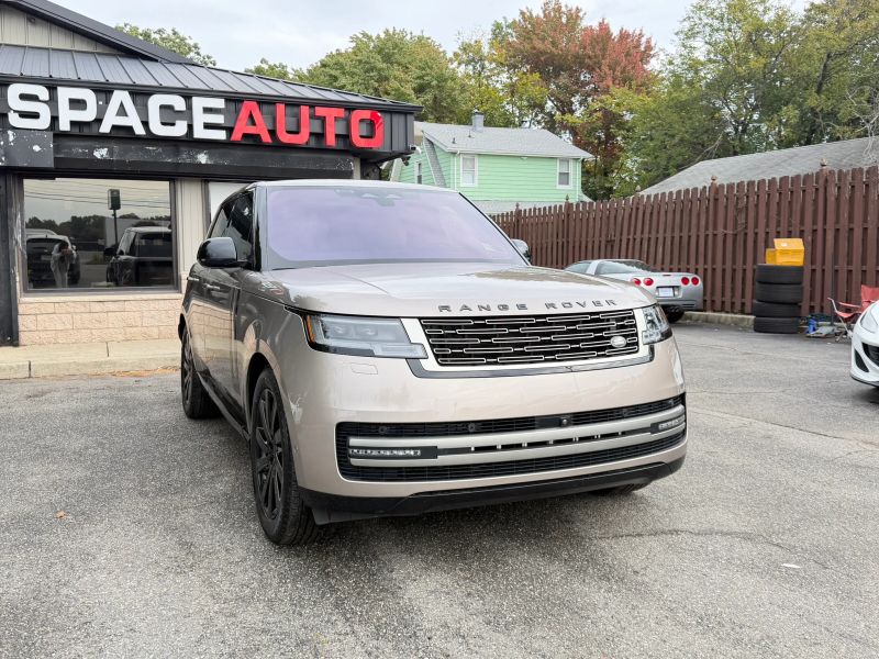 Used 2023 Land Rover Range Rover P400 SE Sport Utility 4D SUV
