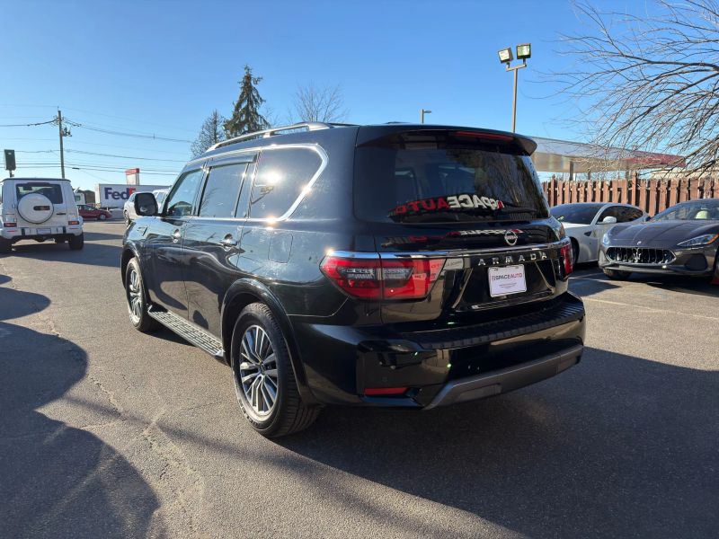 2021 Nissan Armada SV photo 4