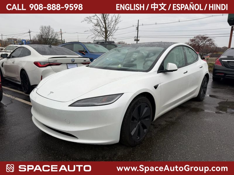 2025 Tesla Model 3 Performance's photo