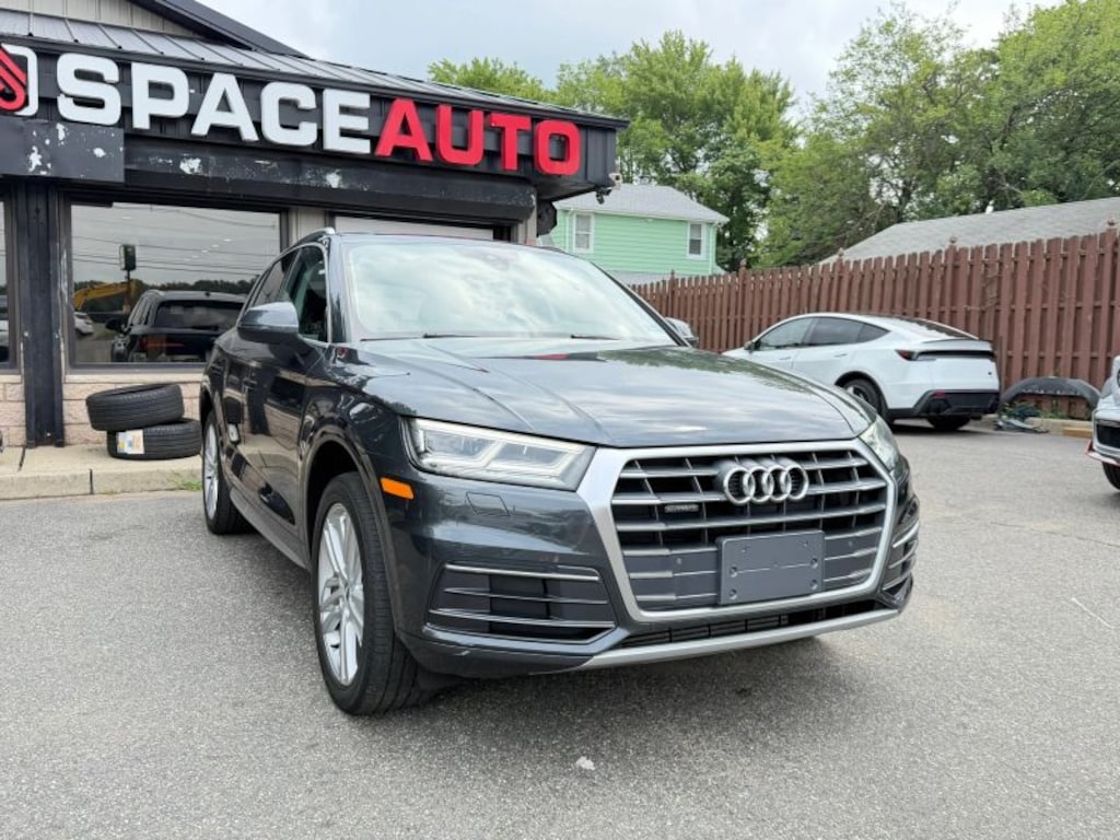 Used 2018 Audi Q5 Premium Plus w/Technology Value Pkg Sport Utility SUV