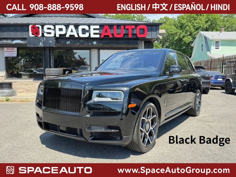 2022 Rolls-Royce Cullinan Black Badge's photo