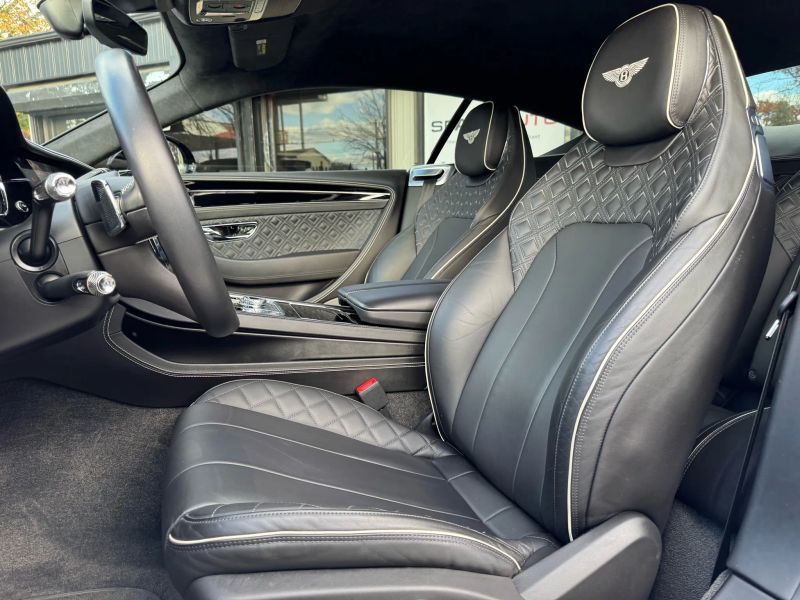 2022 Bentley Continental GT - Photo 17