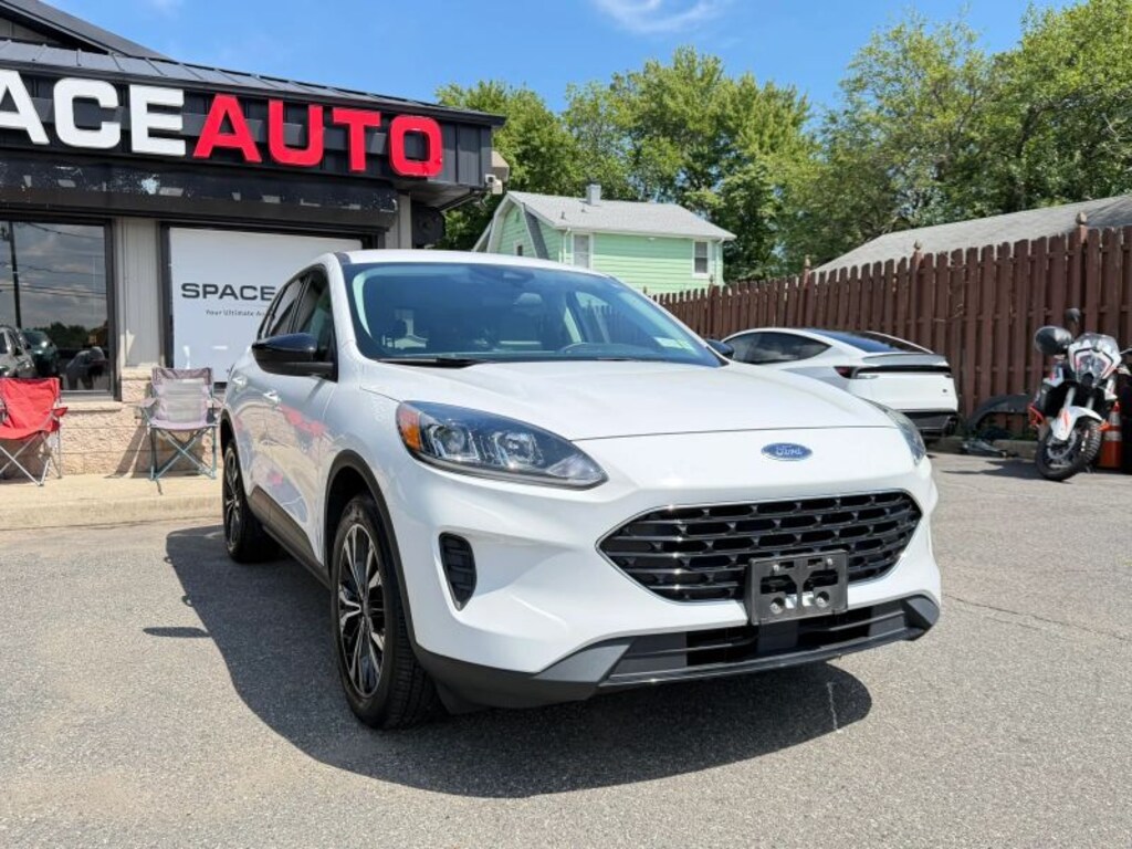 Used 2022 Ford Escape SE Sport Utility 4D SUV