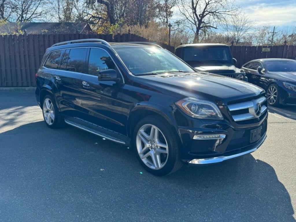 Used 2015 Mercedes-Benz GL-Class GL 550 4matic Sport Utility 4D SUV