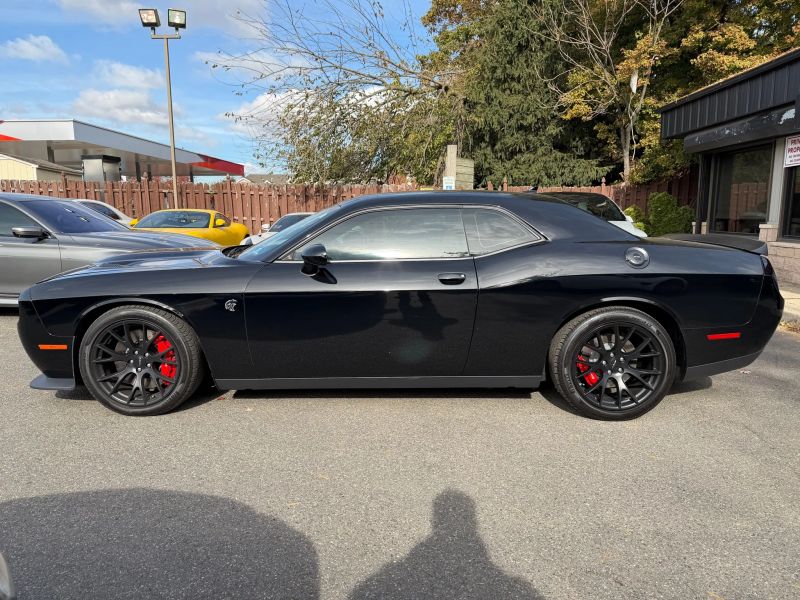 2015 Dodge Challenger SRT8 Hellcat photo 3