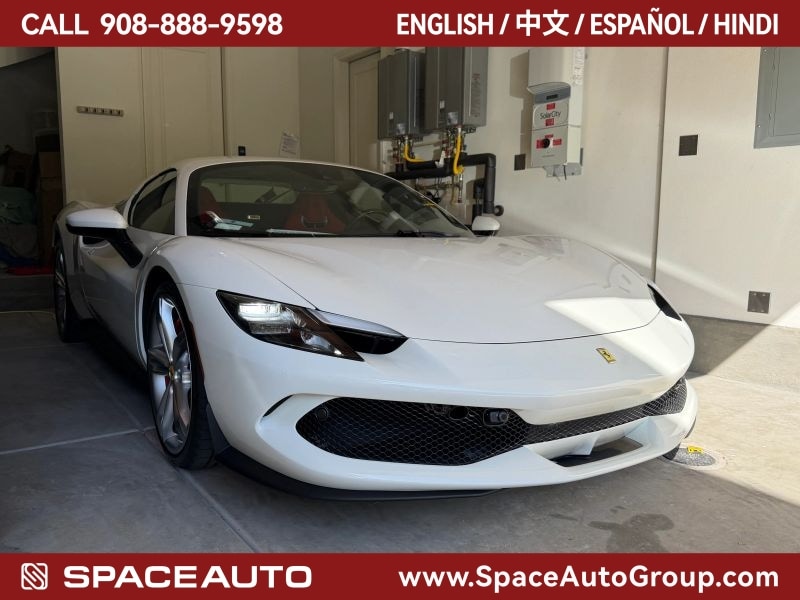 2025 Ferrari 296 GTS's photo