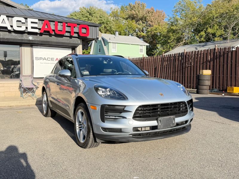 Used 2020 Porsche Macan Sport Utility 4D SUV