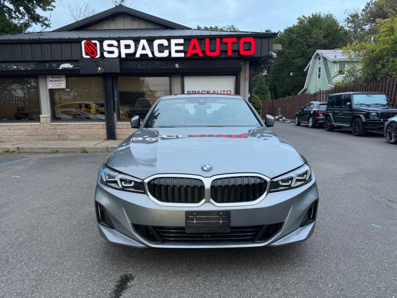 2023 Bmw 330i xDrive photo 2