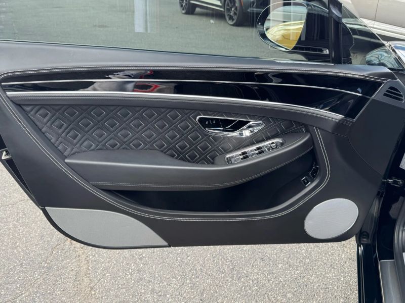 2022 Bentley Continental GT - Photo 8