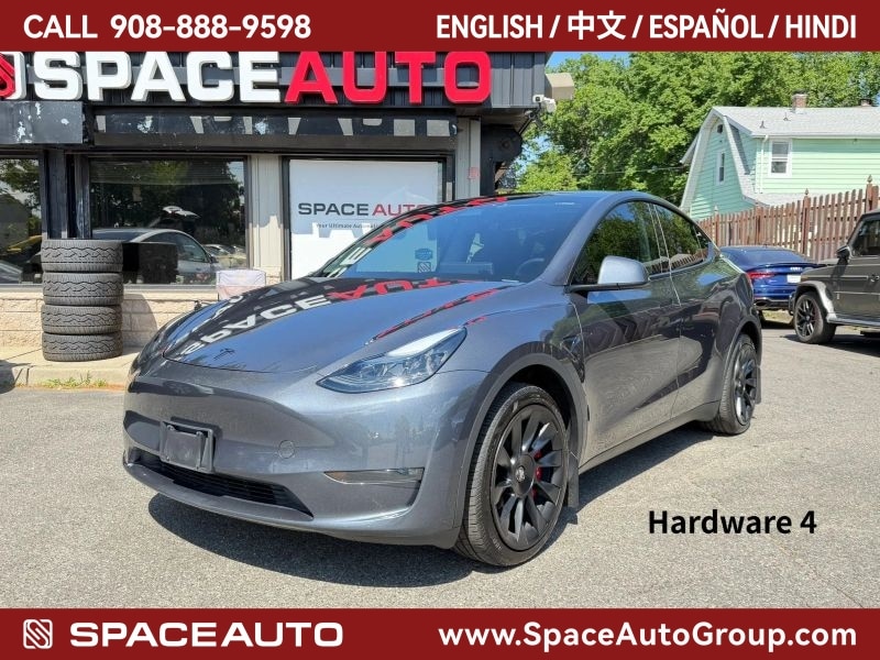 2024 Tesla Model Y's photo