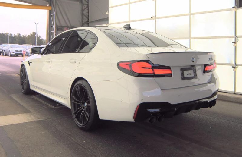 2022 Bmw M5 5 Sedan photo 2