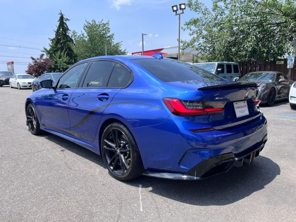 Used 2022 BMW 3 Series 330i xDrive Sedan 4D Sedan