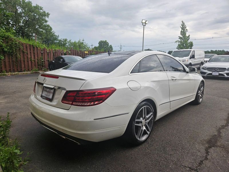 2015 Mercedes Benz E 400 Coupe photo 4