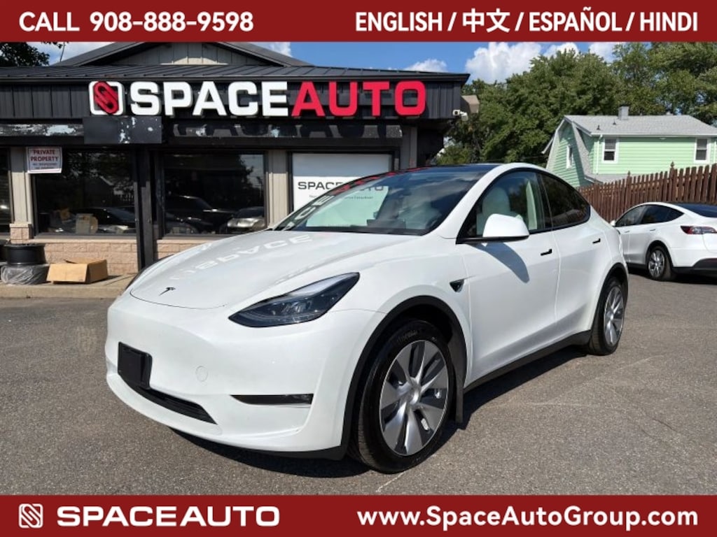 Used 2023 Tesla Model Y Long Range Sport Utility 4D SUV