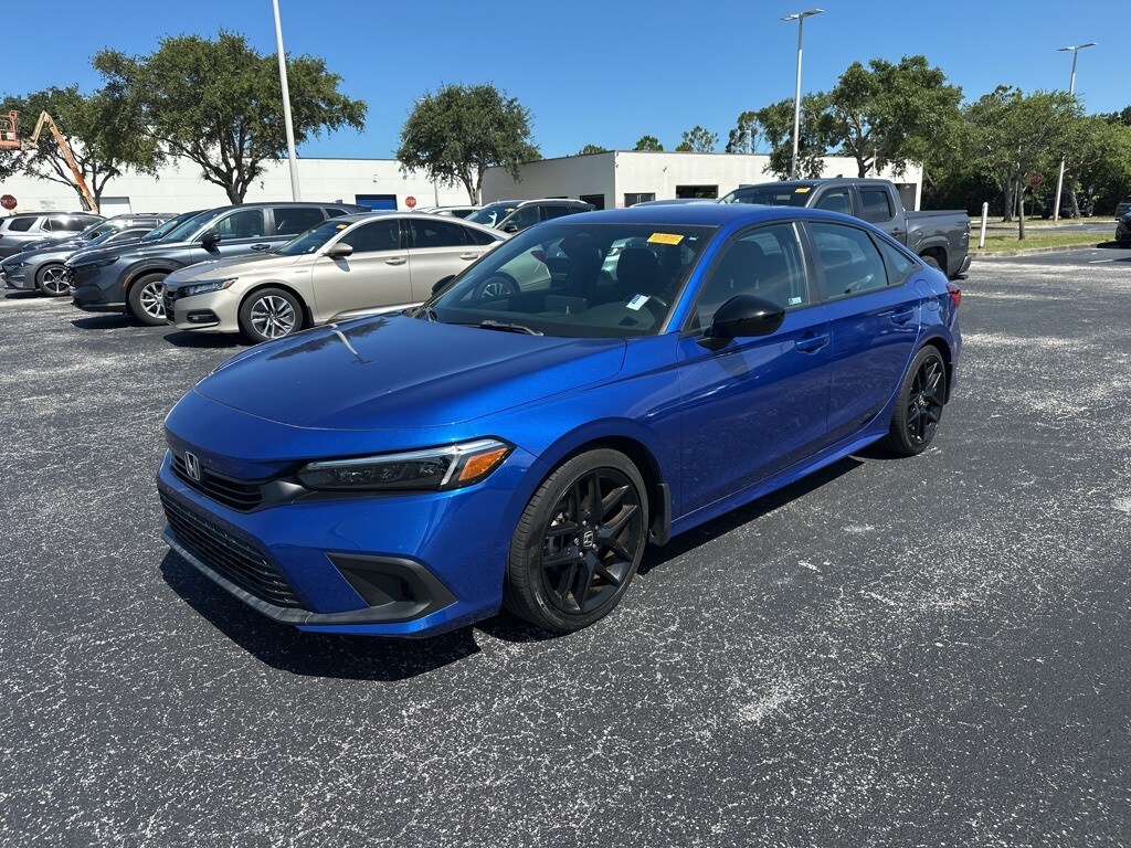 2022 Honda Civic Sport photo 3