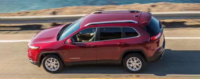 2017 Jeep Cherokee Latitude Features & Specs Review ...